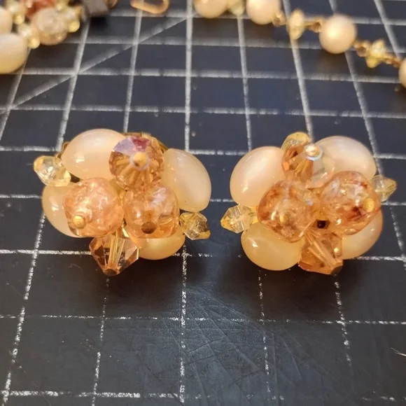 Vintage Double Strand Glass Necklace & Clip-On Earring Set, 1950s-1960s … - Picture 8 of 12